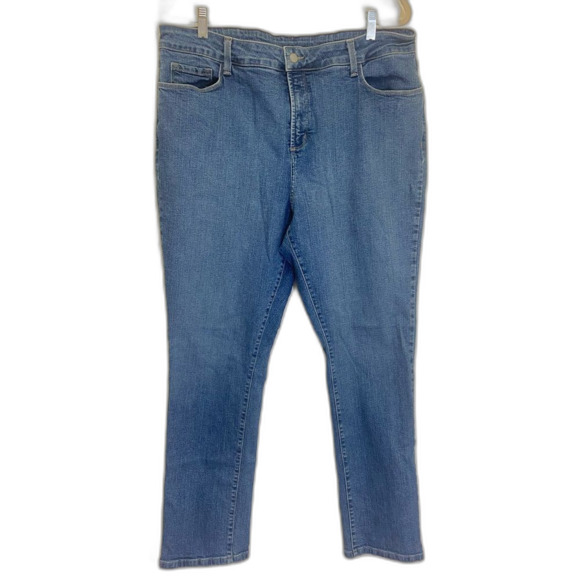 NYDJ - High Rise Mid Wash Slim Jeans - Women's size 18 - Picture 1 of 5